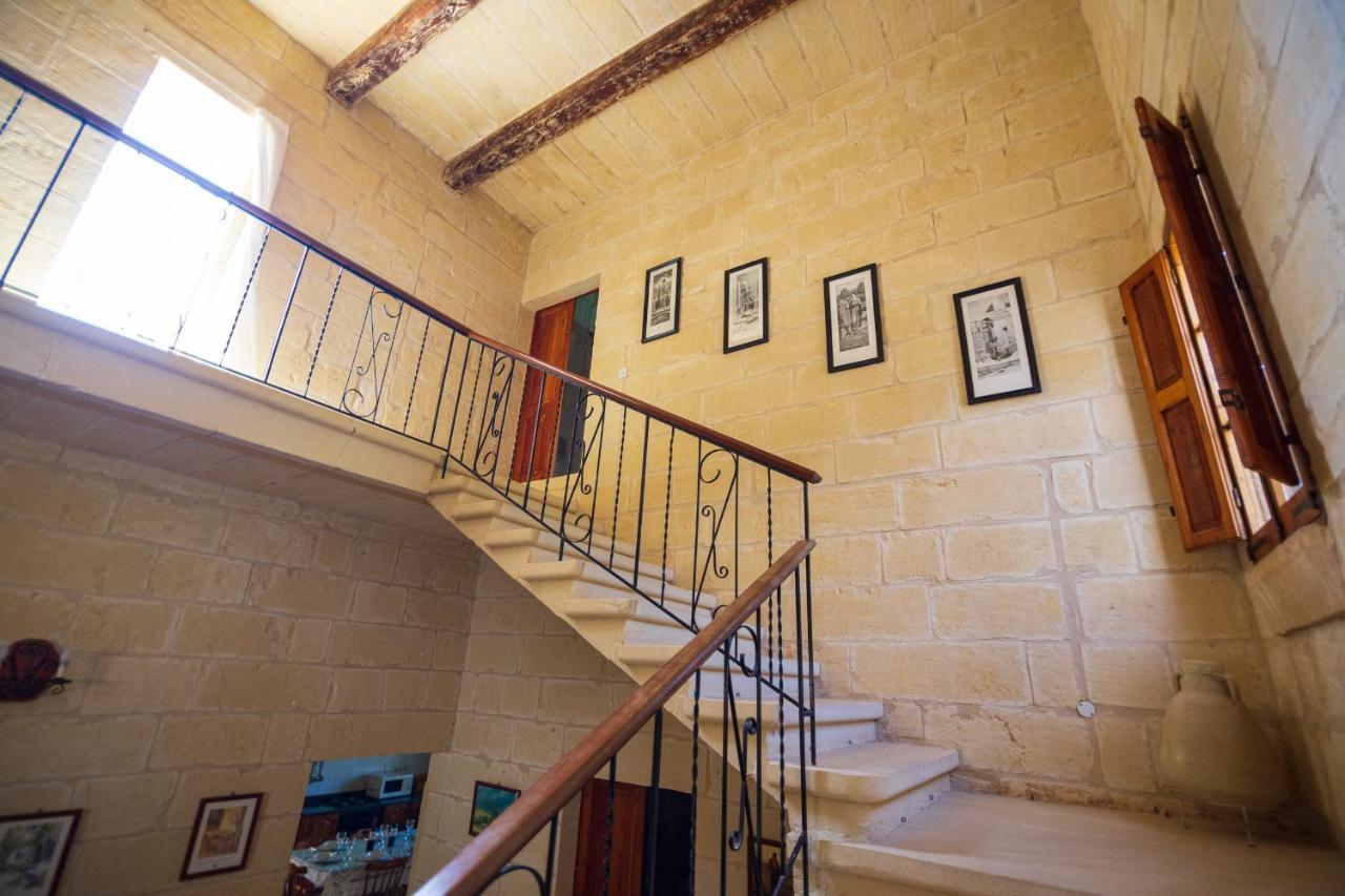 Dar Ta' Tumas Villa Għarb Buitenkant foto