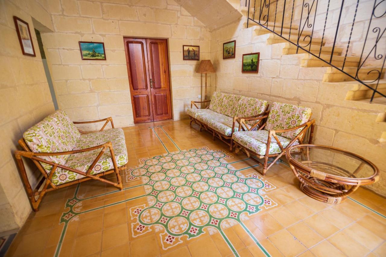 Dar Ta' Tumas Villa Għarb Buitenkant foto